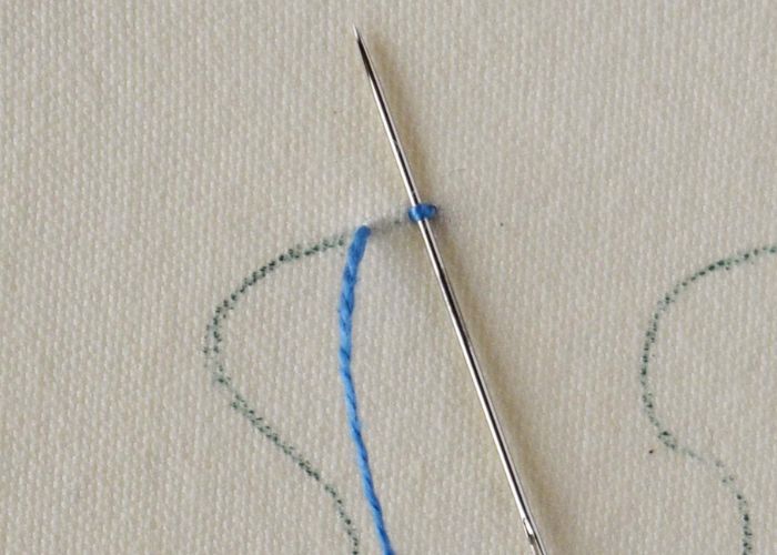 Reverse Chain stitch step2