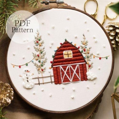 Weihnachtliche Stickmuster mit Cottage-Core-Designs
