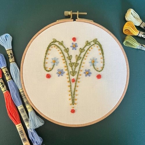Floral Aries Symbol Hand Stickmuster entworfen von STFiberArt auf Etsy