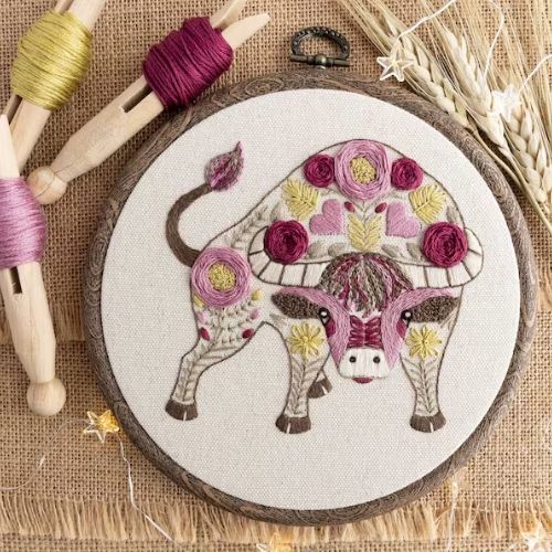 Taurus Handstickerei PDF-Anleitung von TheHoopInHand auf Etsy